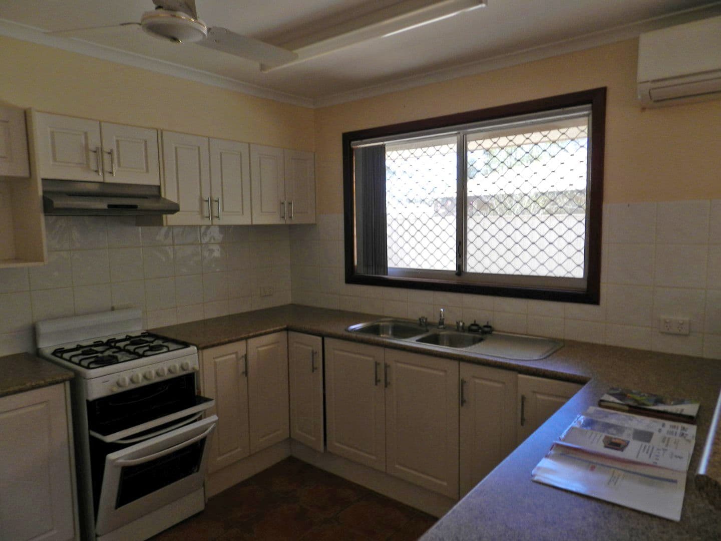 6 Delamere Place, South Hedland WA 6722, South Hedland - Thumbnail 5