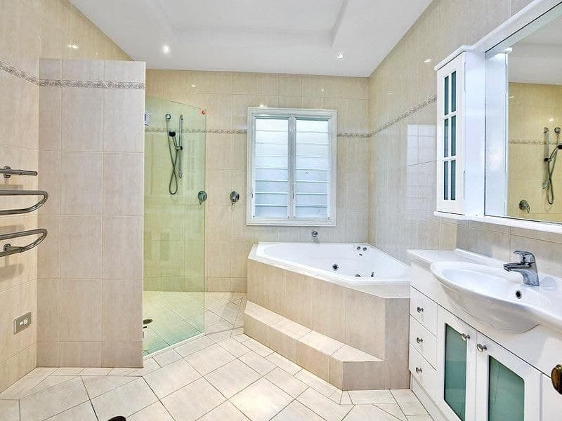 105 Centaur Street, Revesby Heights - Thumbnail 6