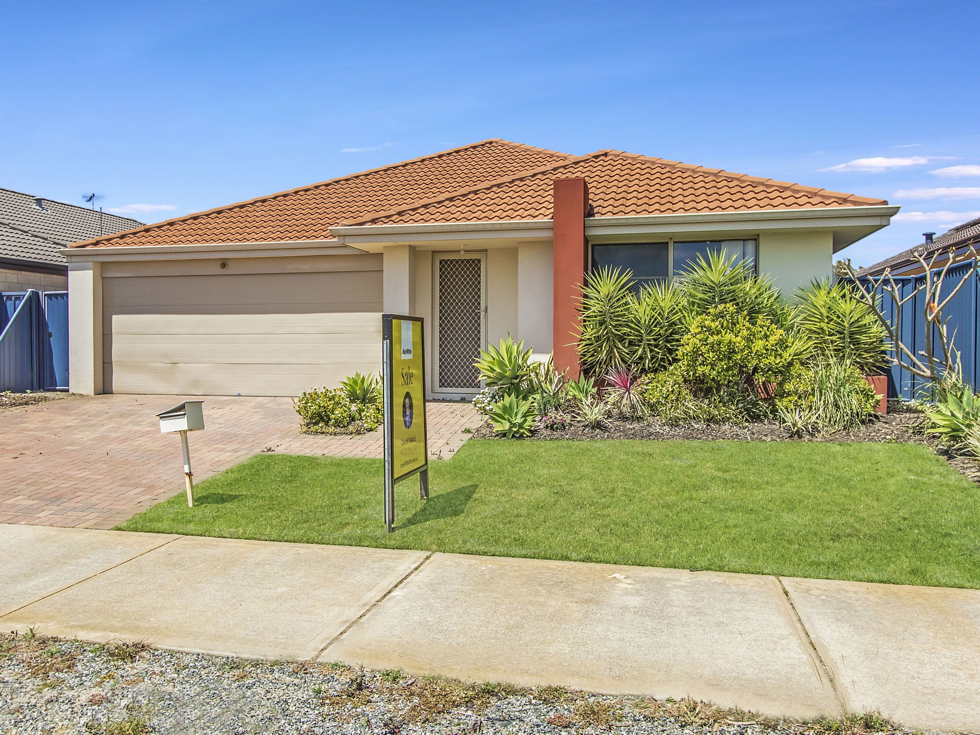 53 Crinia Drive, Baldivis WA 6171, Baldivis - Thumbnail 2