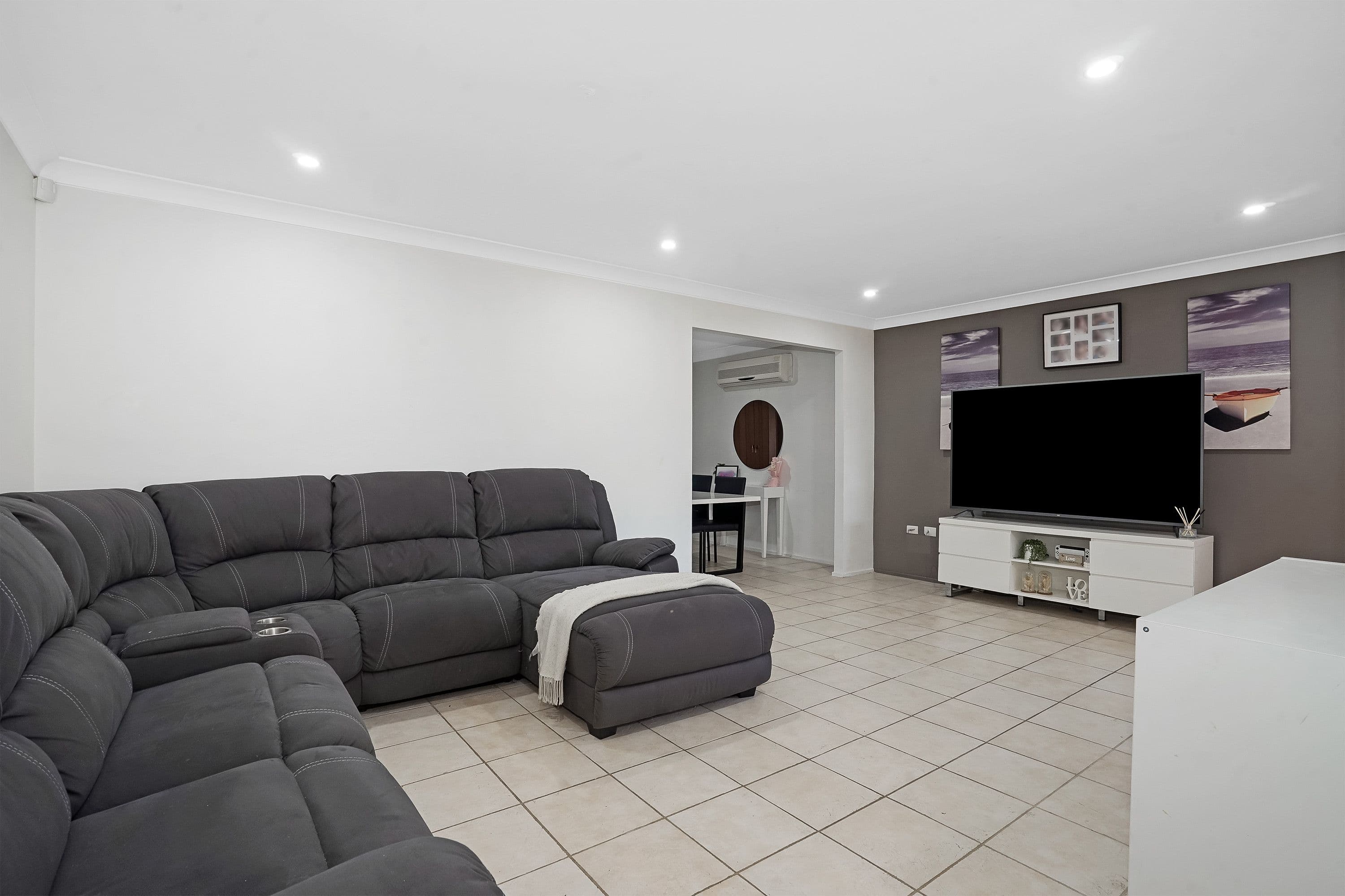 20 Lockheed Circuit, St Clair NSW 2759, St Clair - Thumbnail 5