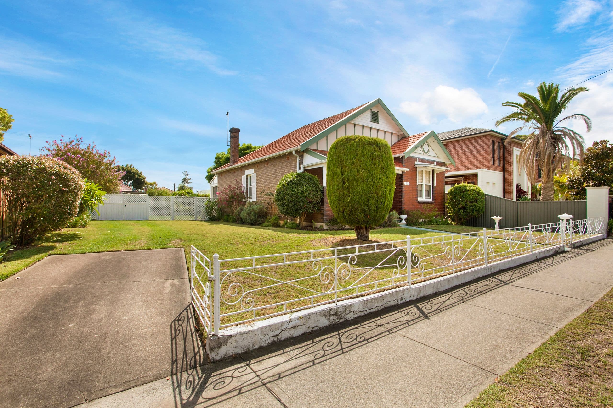10 Kings Road, Brighton-Le-Sands - Image 1