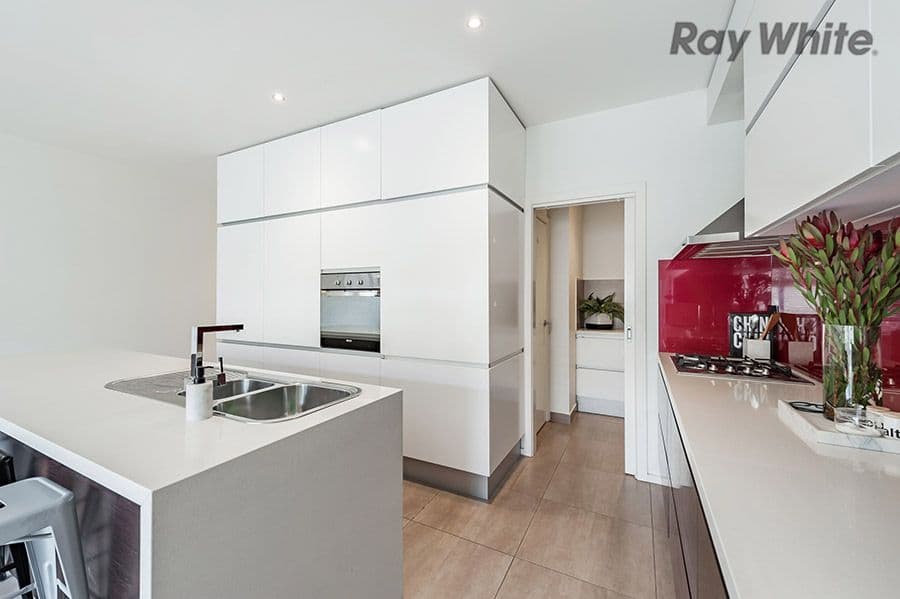 7 The Entrance, Caroline Springs VIC 3023, Caroline Springs - Thumbnail 5