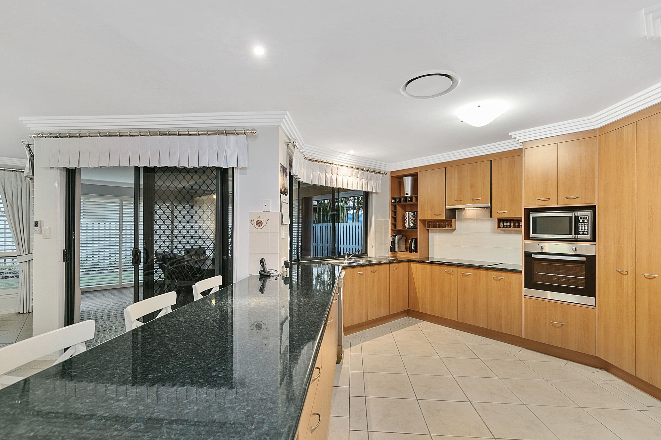 48 Penzance Drive, Redland Bay QLD 4165, Redland Bay - Thumbnail 4