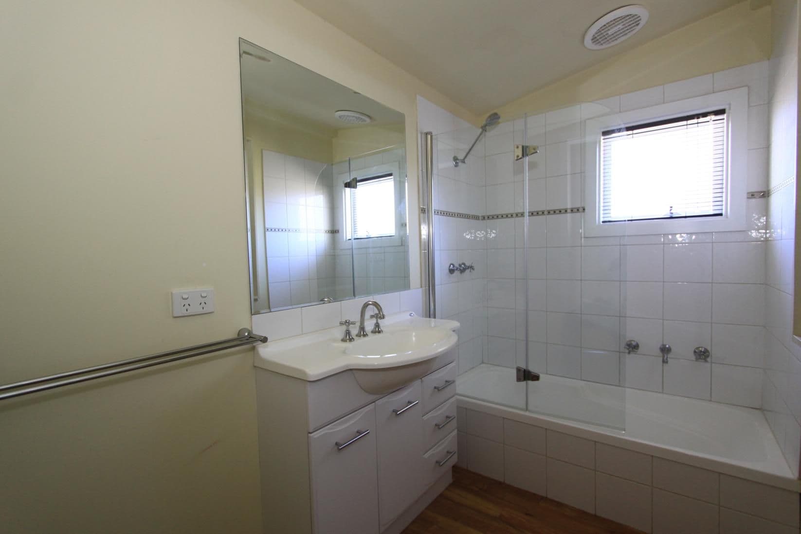 25 Dowding Street, CALIFORNIA GULLY VIC 3556, California Gully - Thumbnail 8