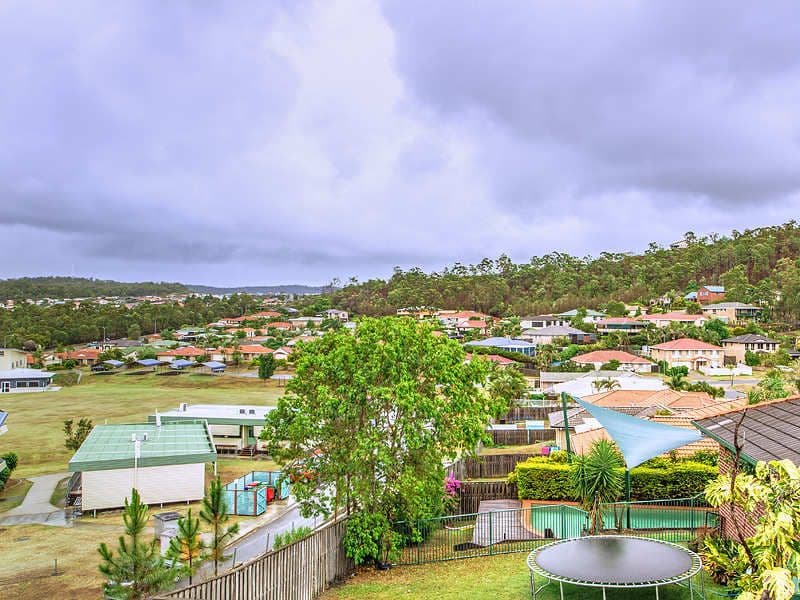 13 Henderson Rise, PACIFIC PINES QLD 4211, Pacific Pines - Thumbnail 3