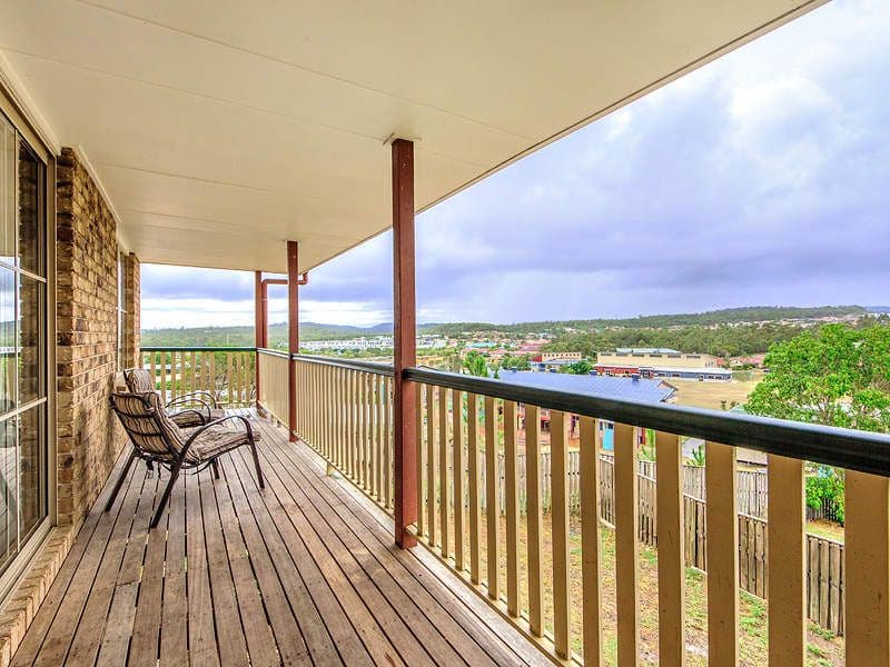 13 Henderson Rise, PACIFIC PINES QLD 4211, Pacific Pines - Thumbnail 7
