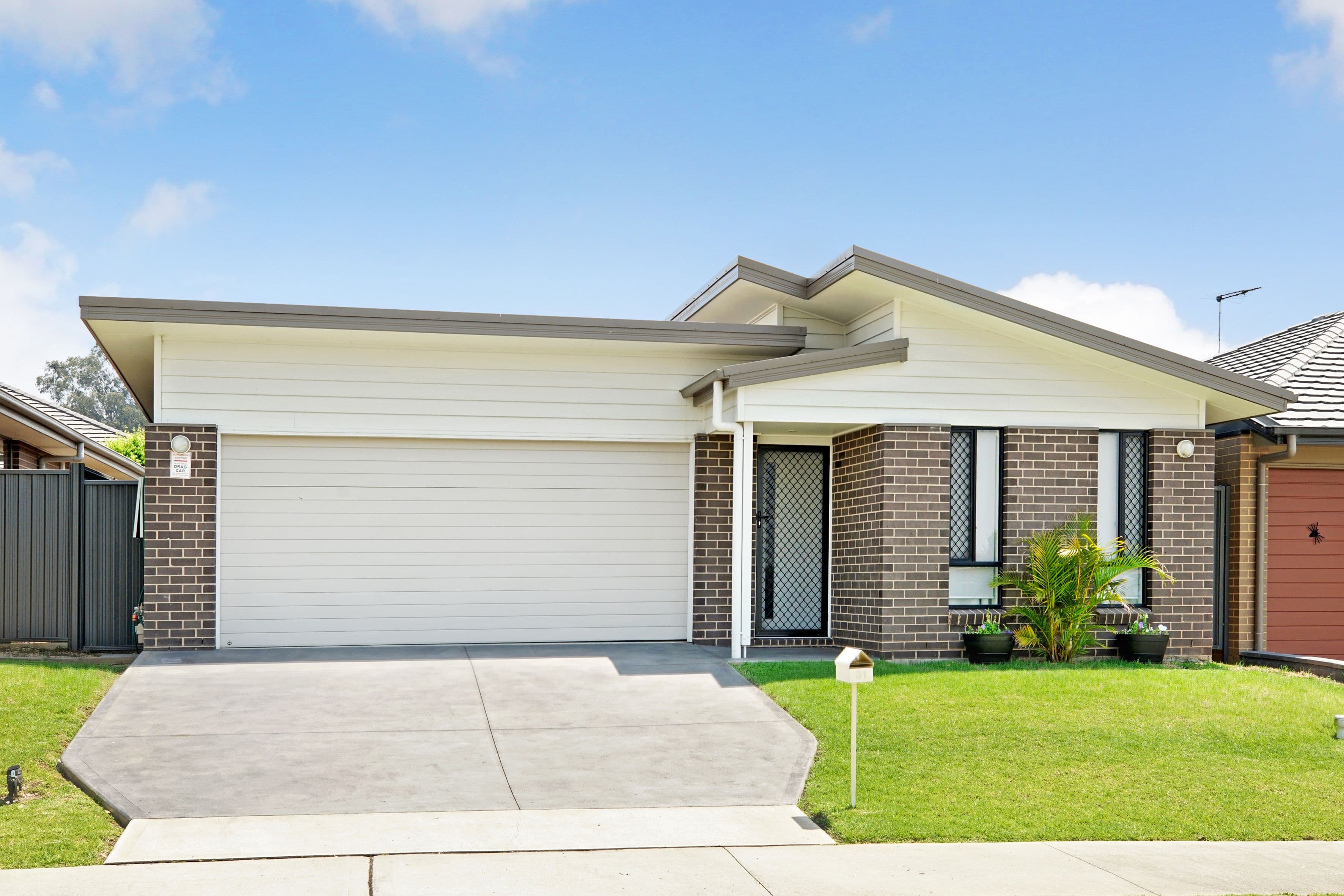 31 Darug Avenue, Glenmore Park - Image 1
