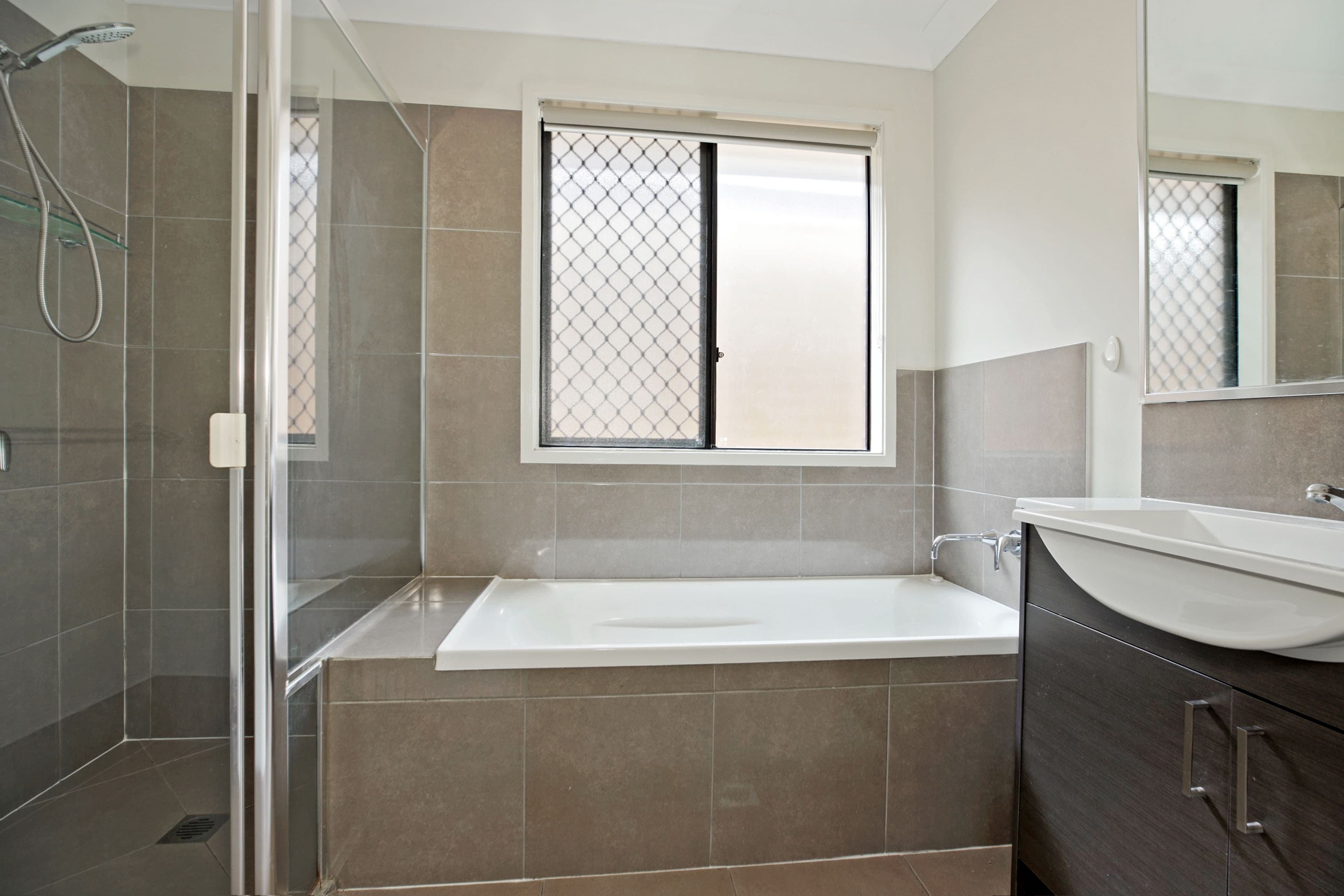 31 Darug Avenue, Glenmore Park - Thumbnail 4
