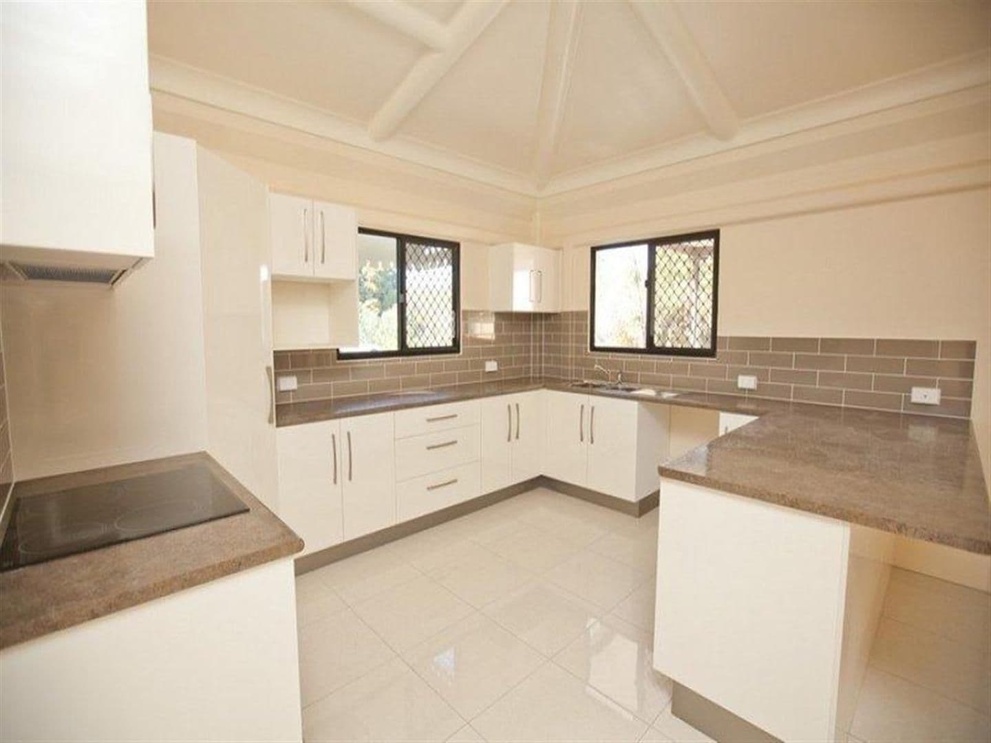 46 Moonmera Street, Kabra QLD 4702, Kabra - Thumbnail 2