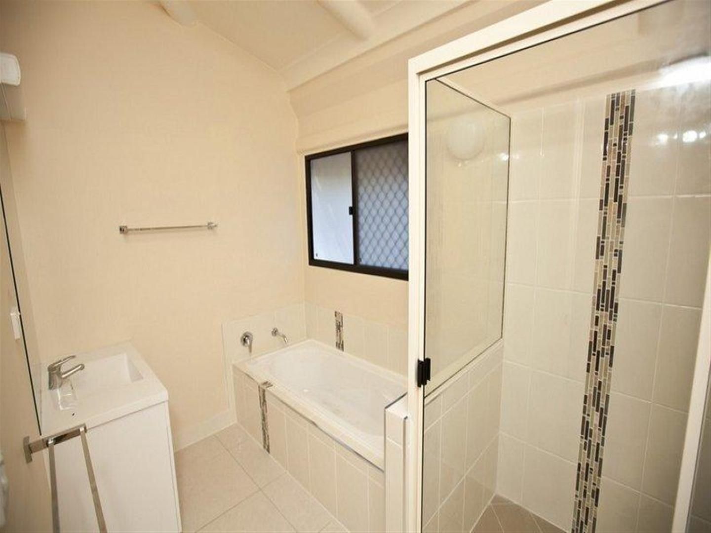 46 Moonmera Street, Kabra QLD 4702, Kabra - Thumbnail 8