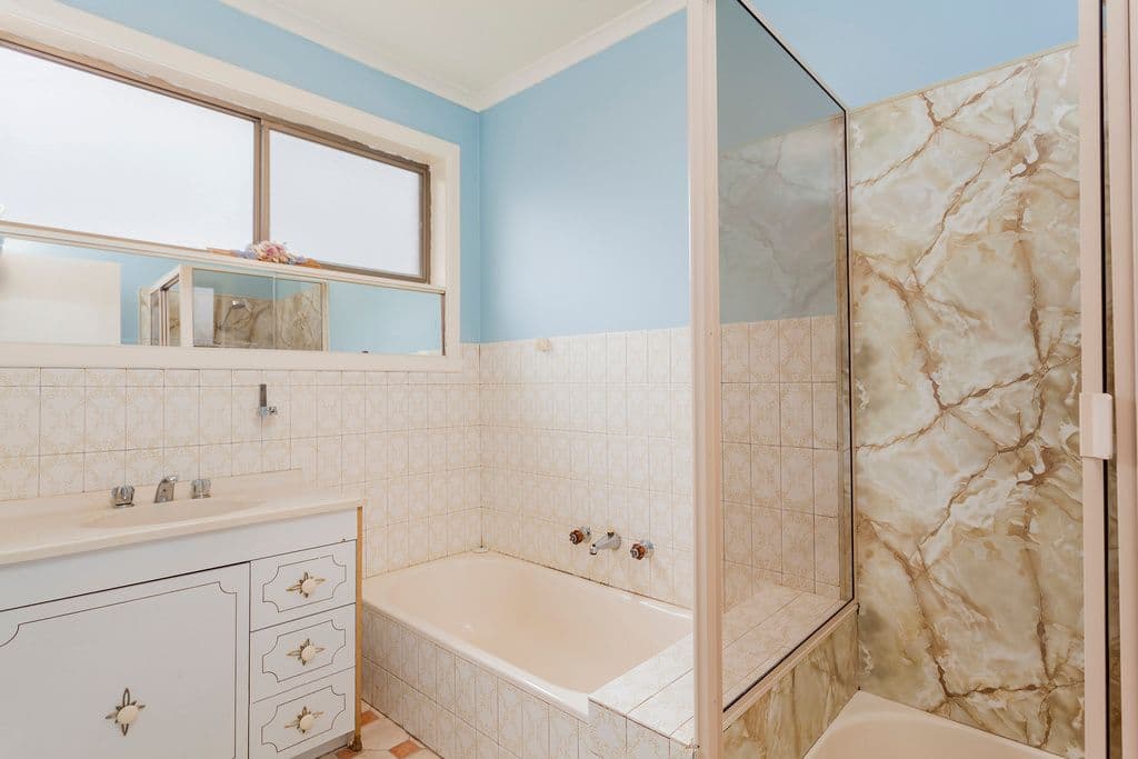 13 Katoomba Court, HAMLYN HEIGHTS VIC 3215, Hamlyn Heights - Thumbnail 7