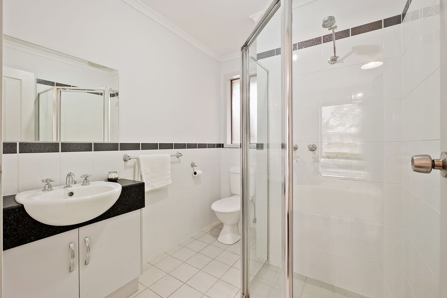 10 Larkdale Avenue, Marion SA 5043, Marion - Thumbnail 6