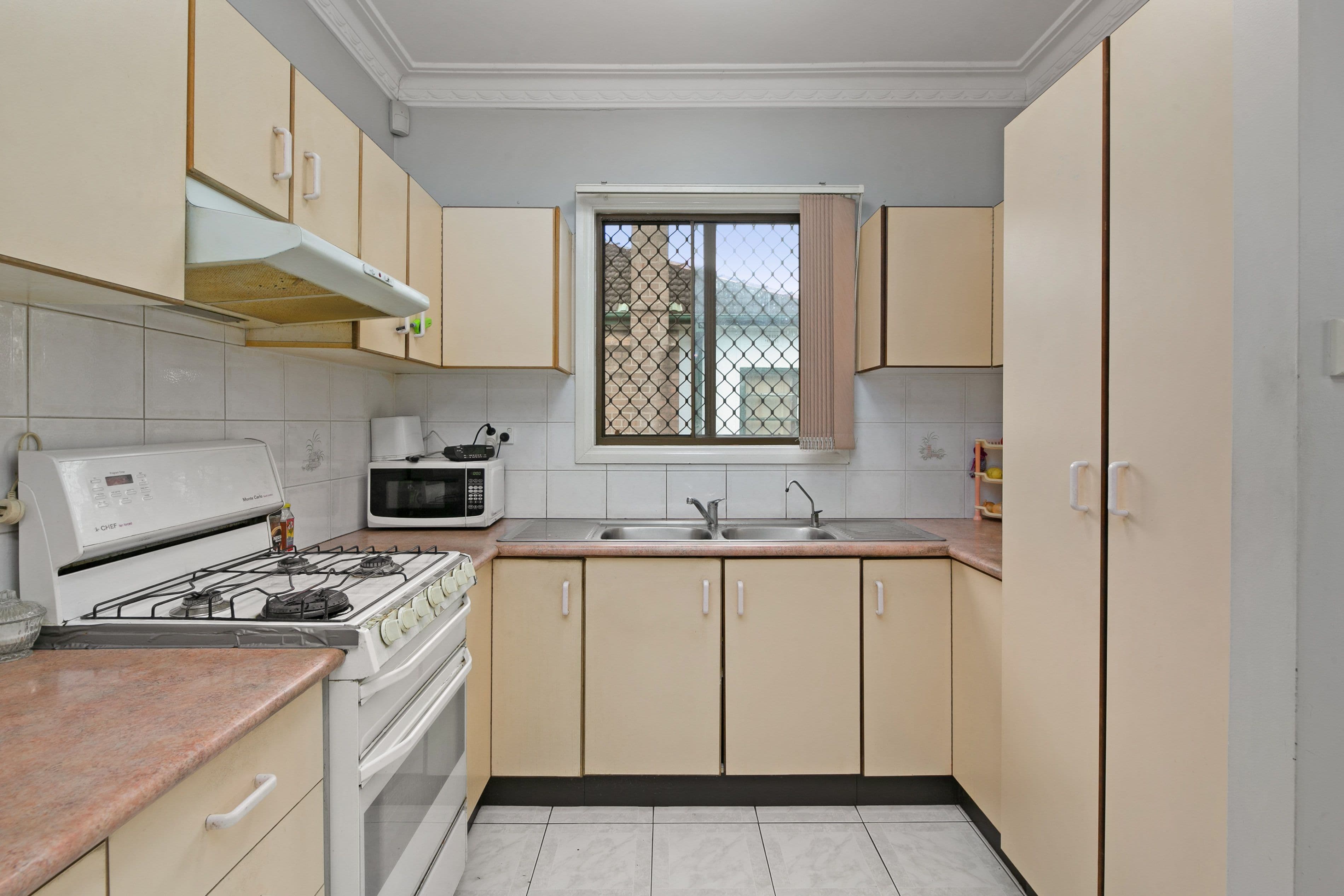 15 Koorinda Avenue, Villawood NSW 2163, Villawood - Thumbnail 4