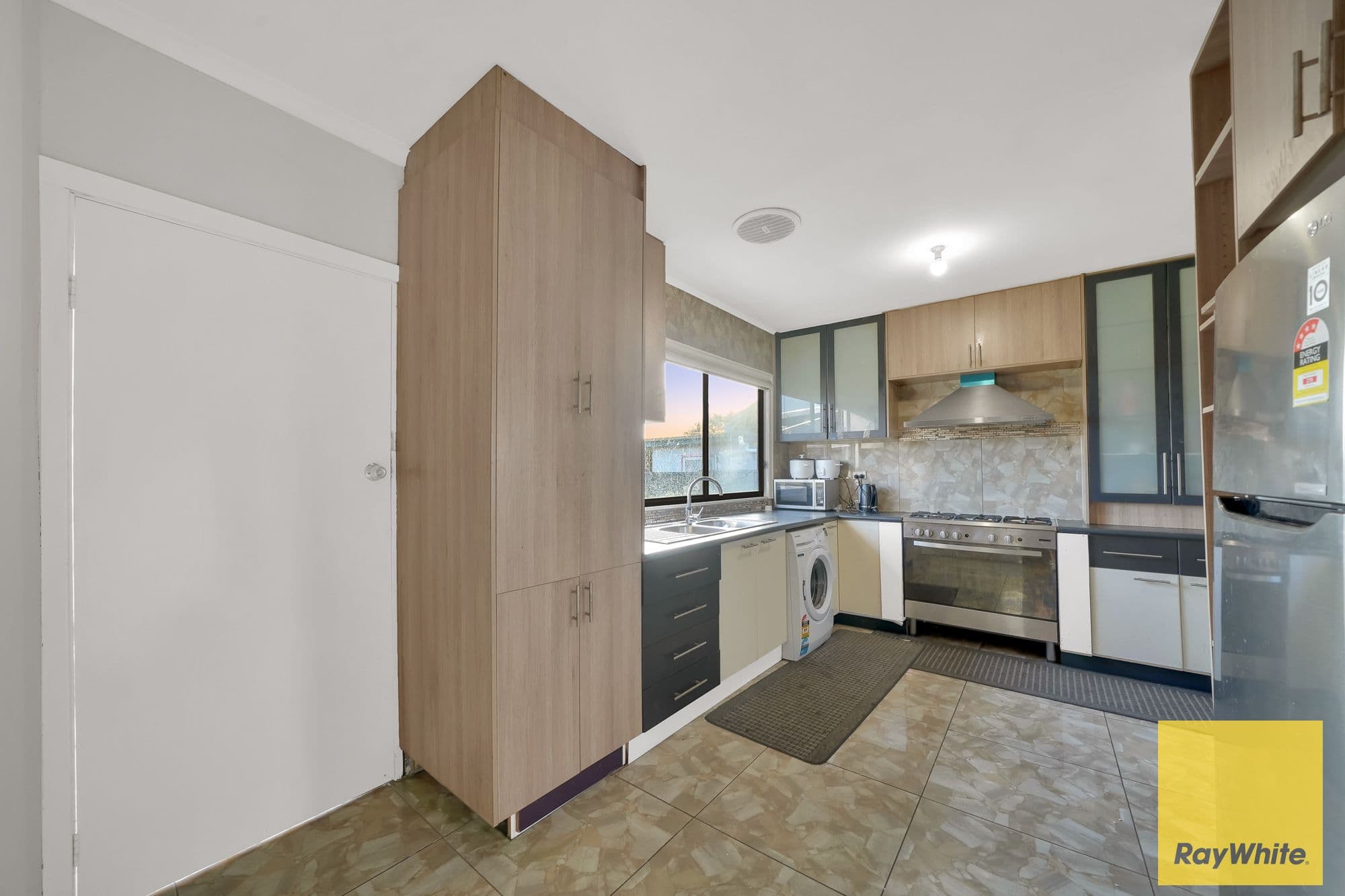 93 KITCHENER Street, Broadmeadows VIC 3047, Broadmeadows - Thumbnail 6