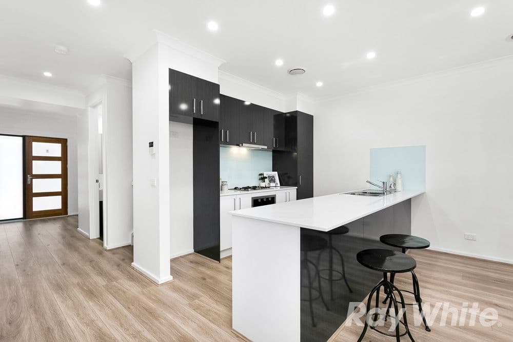 22 Kitchener Road, Pascoe Vale VIC 3044, Pascoe Vale - Thumbnail 2