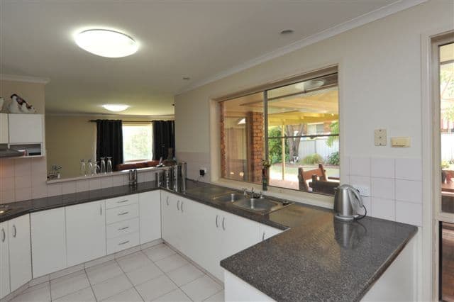 33 Boshammer Drive, RANGEVILLE QLD 4350, Rangeville - Thumbnail 4