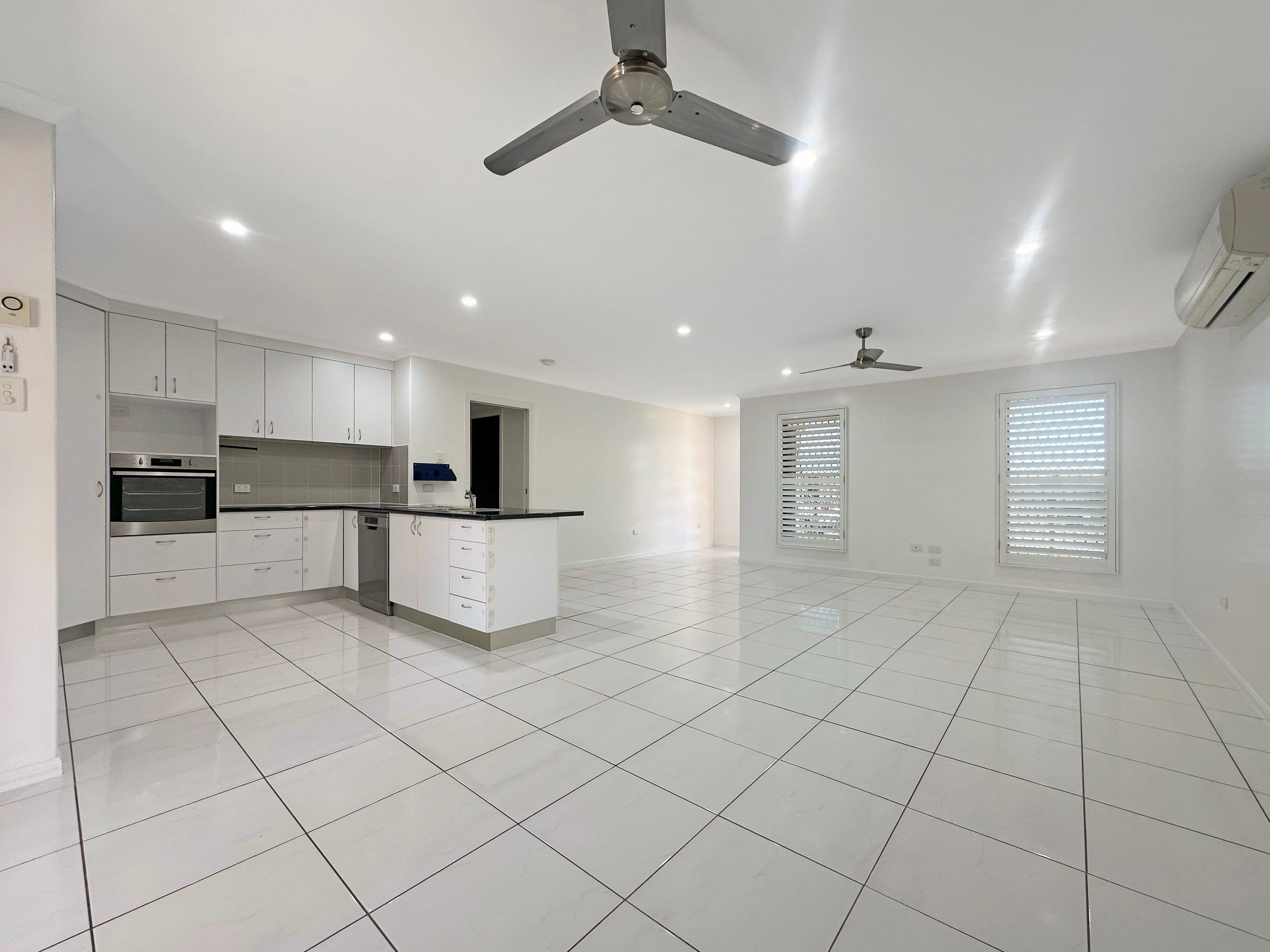 42 Pacific Avenue, Sarina QLD 4737, Sarina - Thumbnail 4