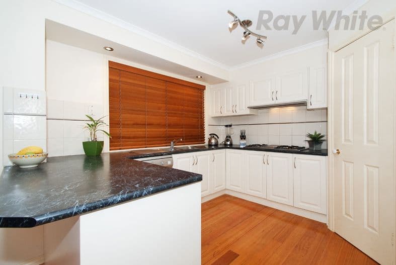 60 REGENCY Rise, CHIRNSIDE PARK VIC 3116, Chirnside Park - Thumbnail 3