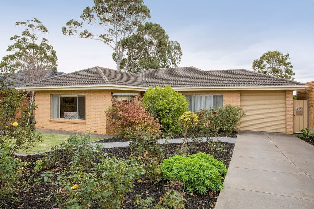 18 Truscott Avenue, SEACOMBE HEIGHTS SA 5047, Seacombe Heights - Image 1