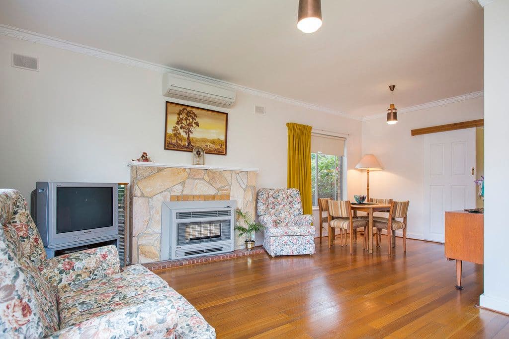 18 Truscott Avenue, SEACOMBE HEIGHTS SA 5047, Seacombe Heights - Thumbnail 2