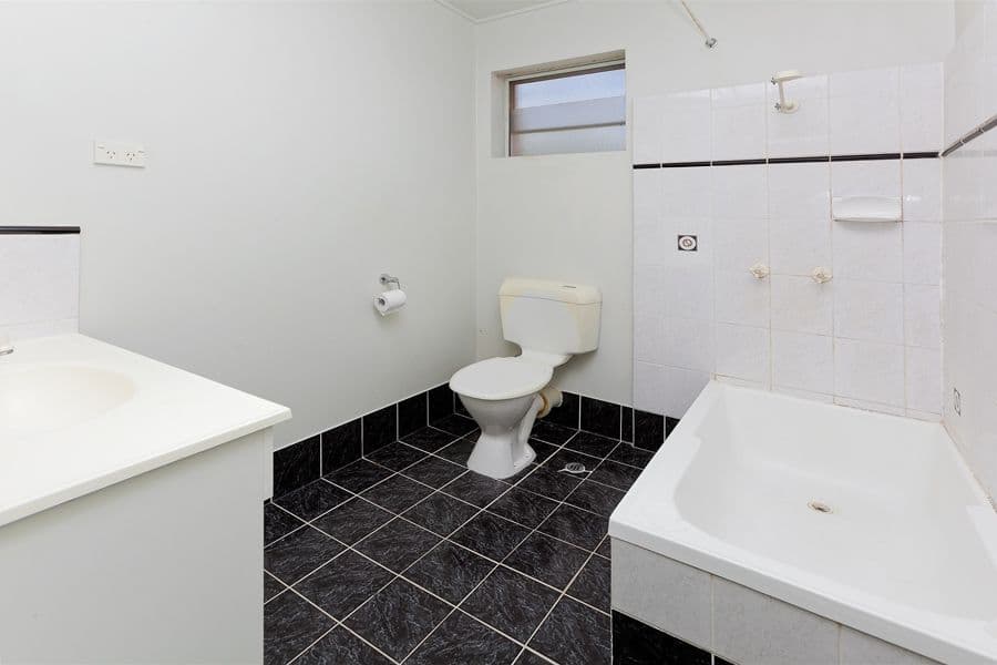 67 Thomas Street, GREENSLOPES QLD 4120, Greenslopes - Thumbnail 6