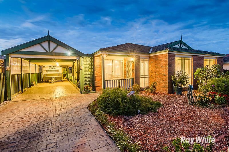 7 Comte Close, Cranbourne West VIC 3977, Cranbourne West - Thumbnail 2