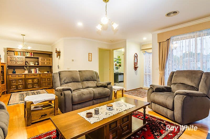 7 Comte Close, Cranbourne West VIC 3977, Cranbourne West - Thumbnail 4