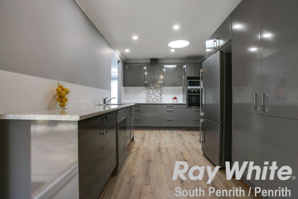 11 Magpie Place, Glenmore Park - Thumbnail 2