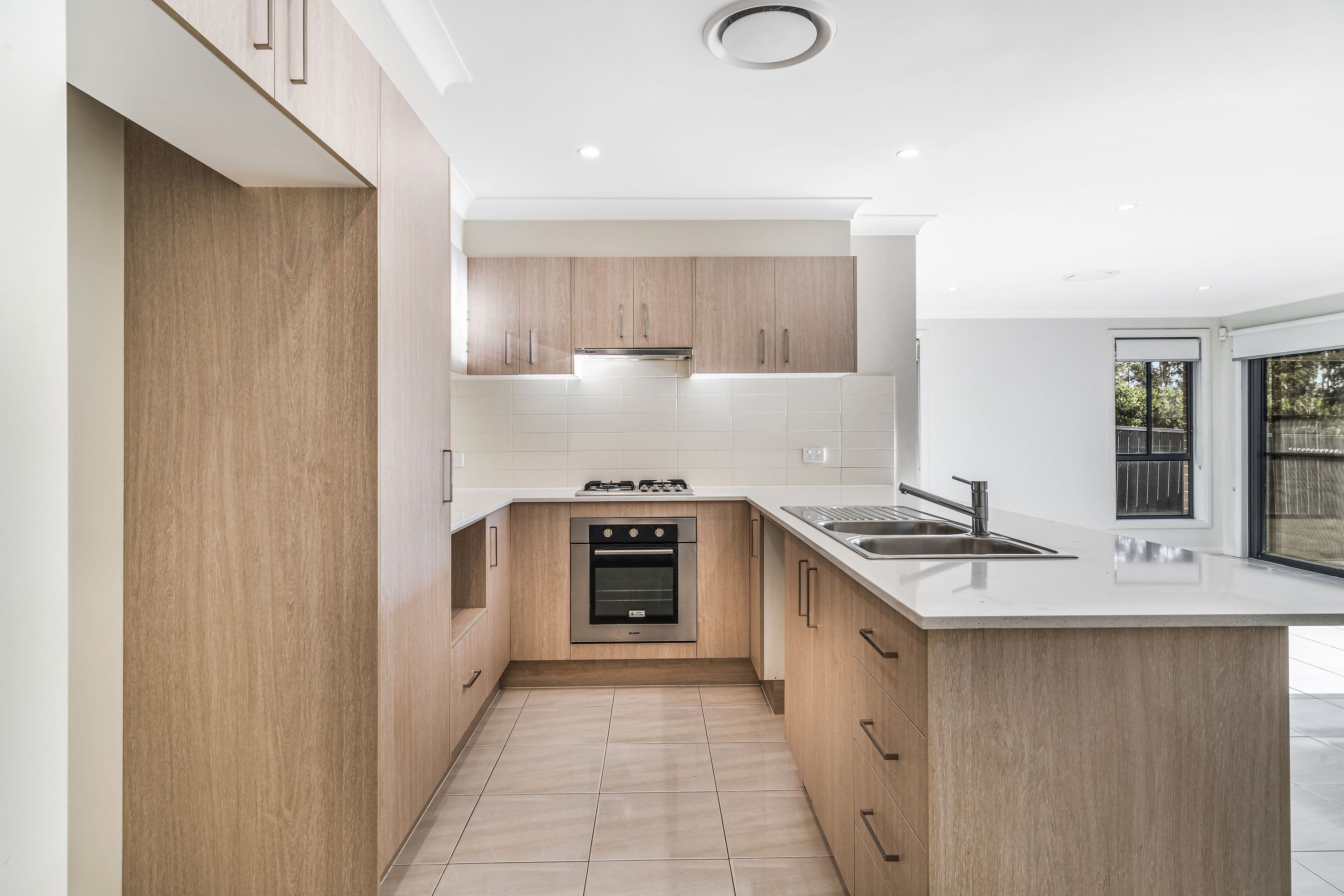 2 Isonzo Road, Edmondson Park NSW 2174, Edmondson Park - Thumbnail 4