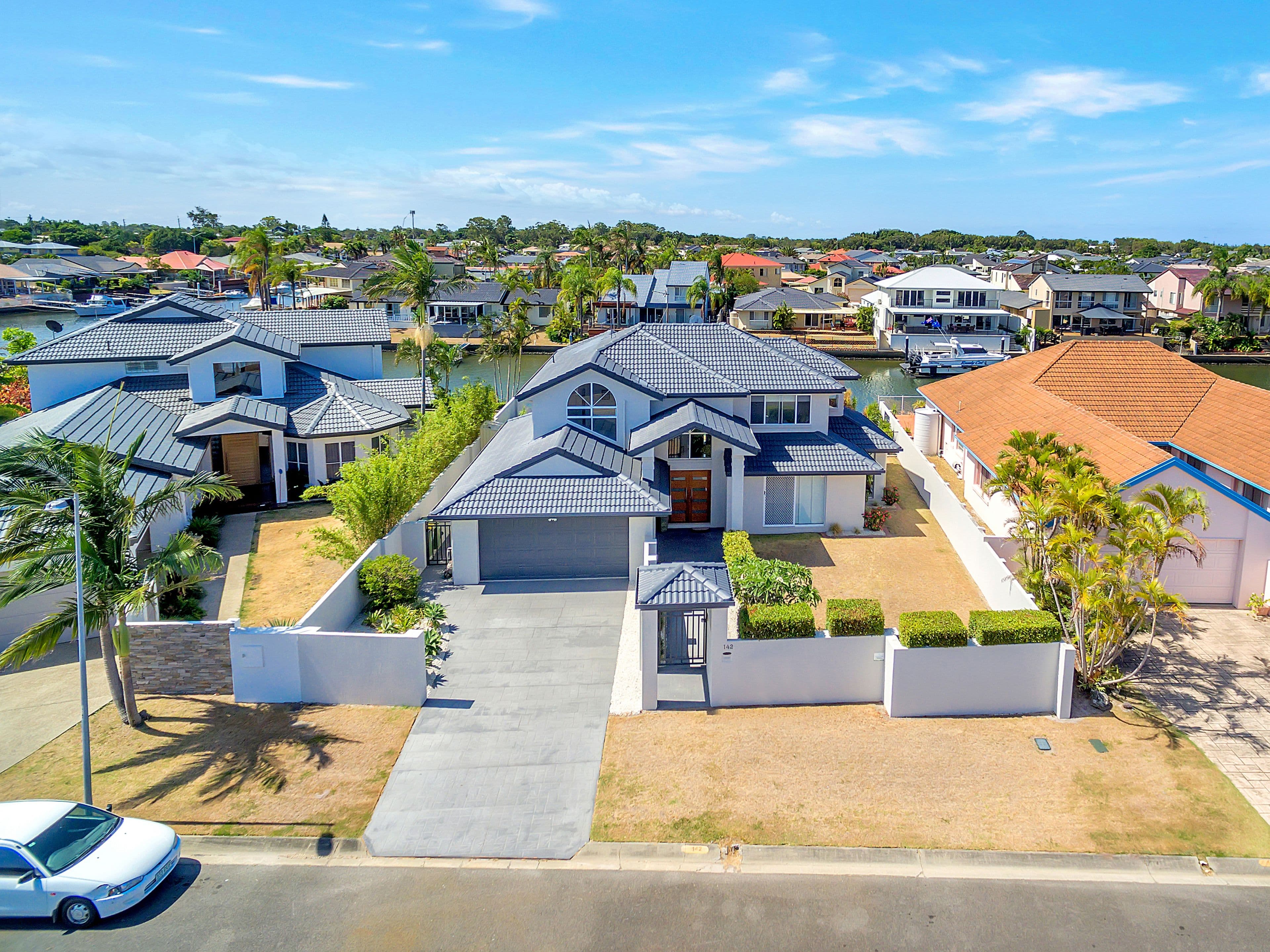 142 Sundance Way, Runaway Bay QLD 4216, Runaway Bay - Thumbnail 2