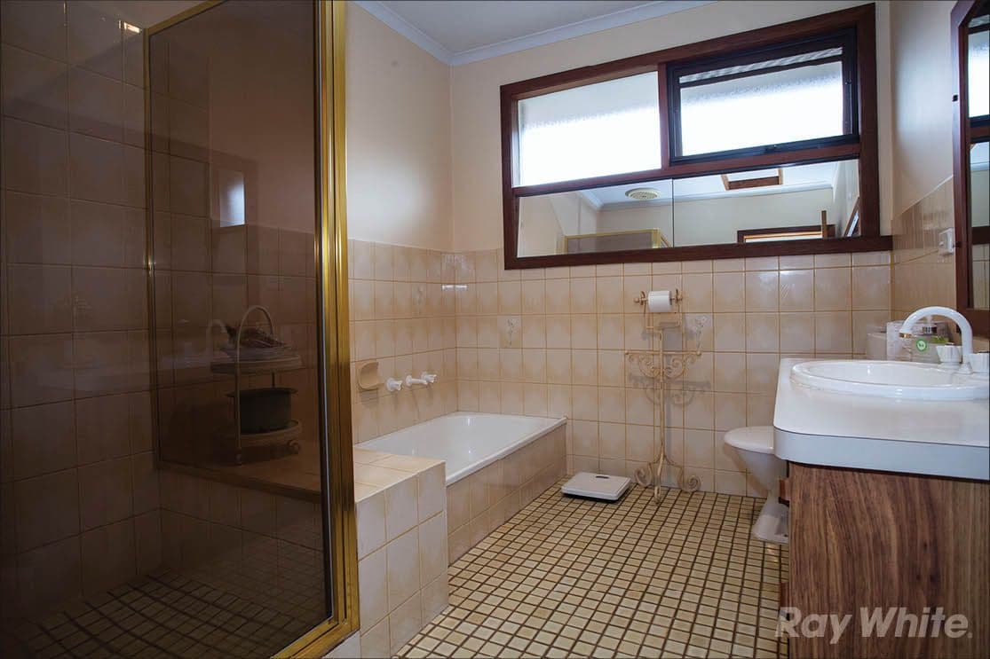 6 Ursula Close, Wheelers Hill VIC 3150, Wheelers Hill - Thumbnail 7