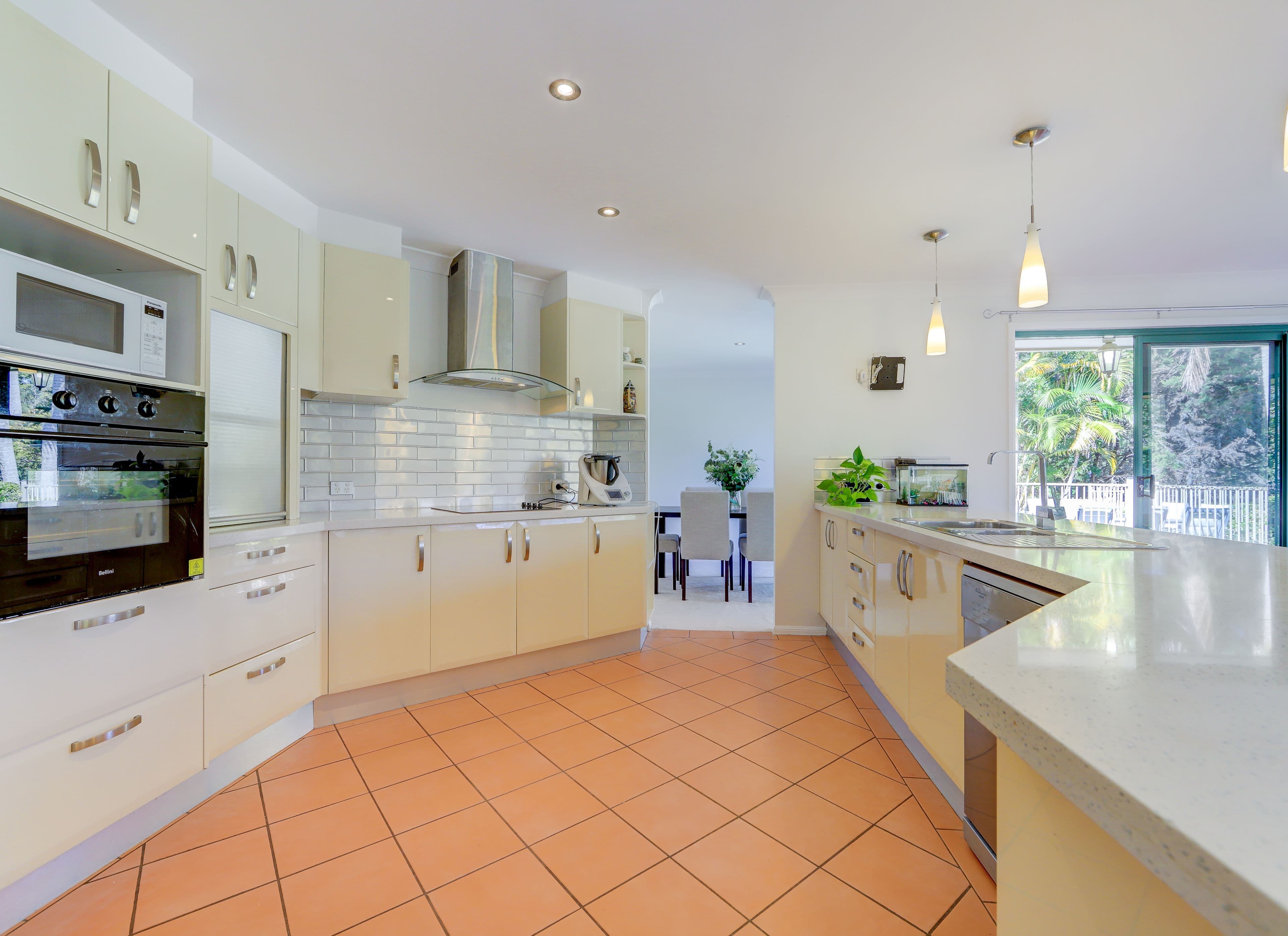 1 Milkbush Court, Bonogin QLD 4213, Bonogin - Thumbnail 6