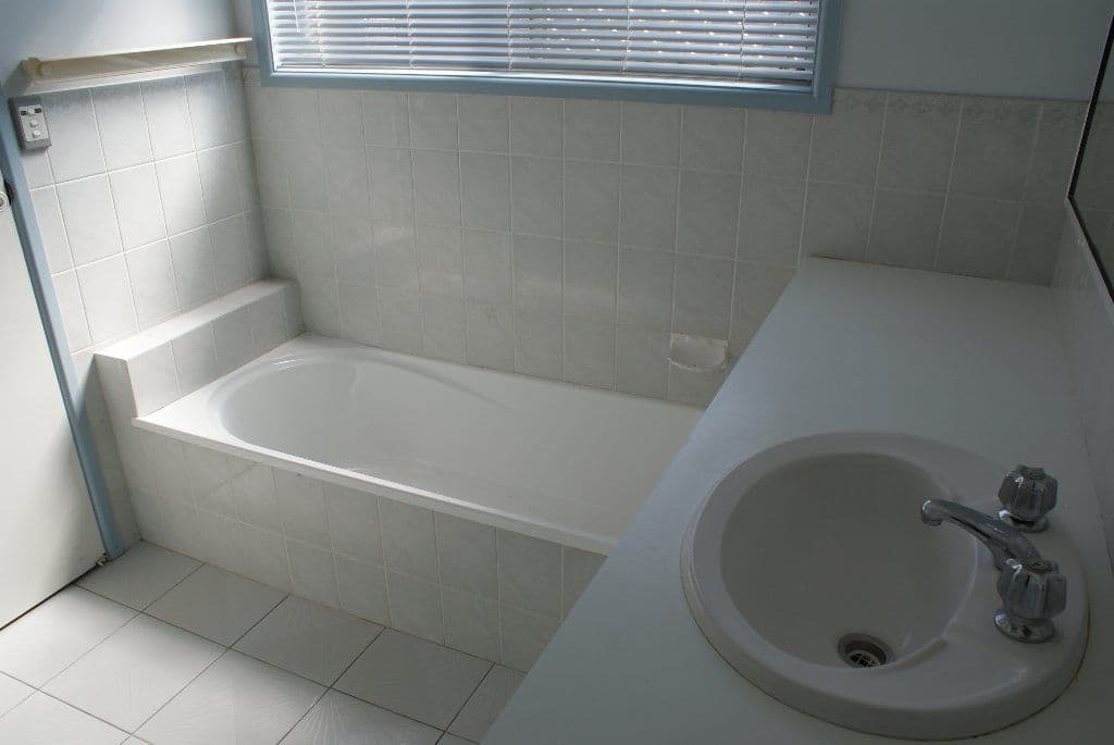34 Clarke Street, BARGARA QLD 4670, Bargara - Thumbnail 2