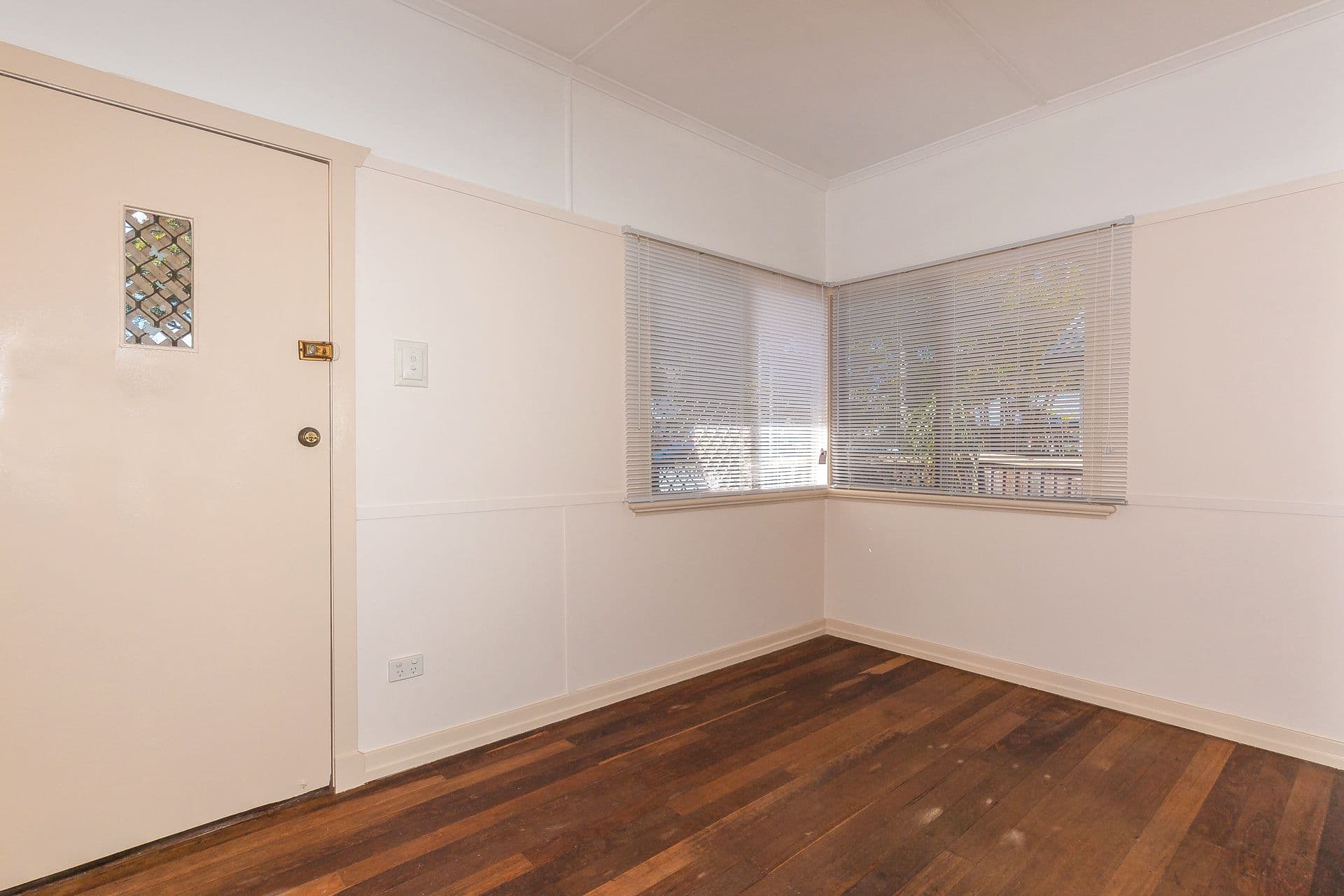 13 Baldwin Street, Redcliffe QLD 4020, Redcliffe - Thumbnail 4