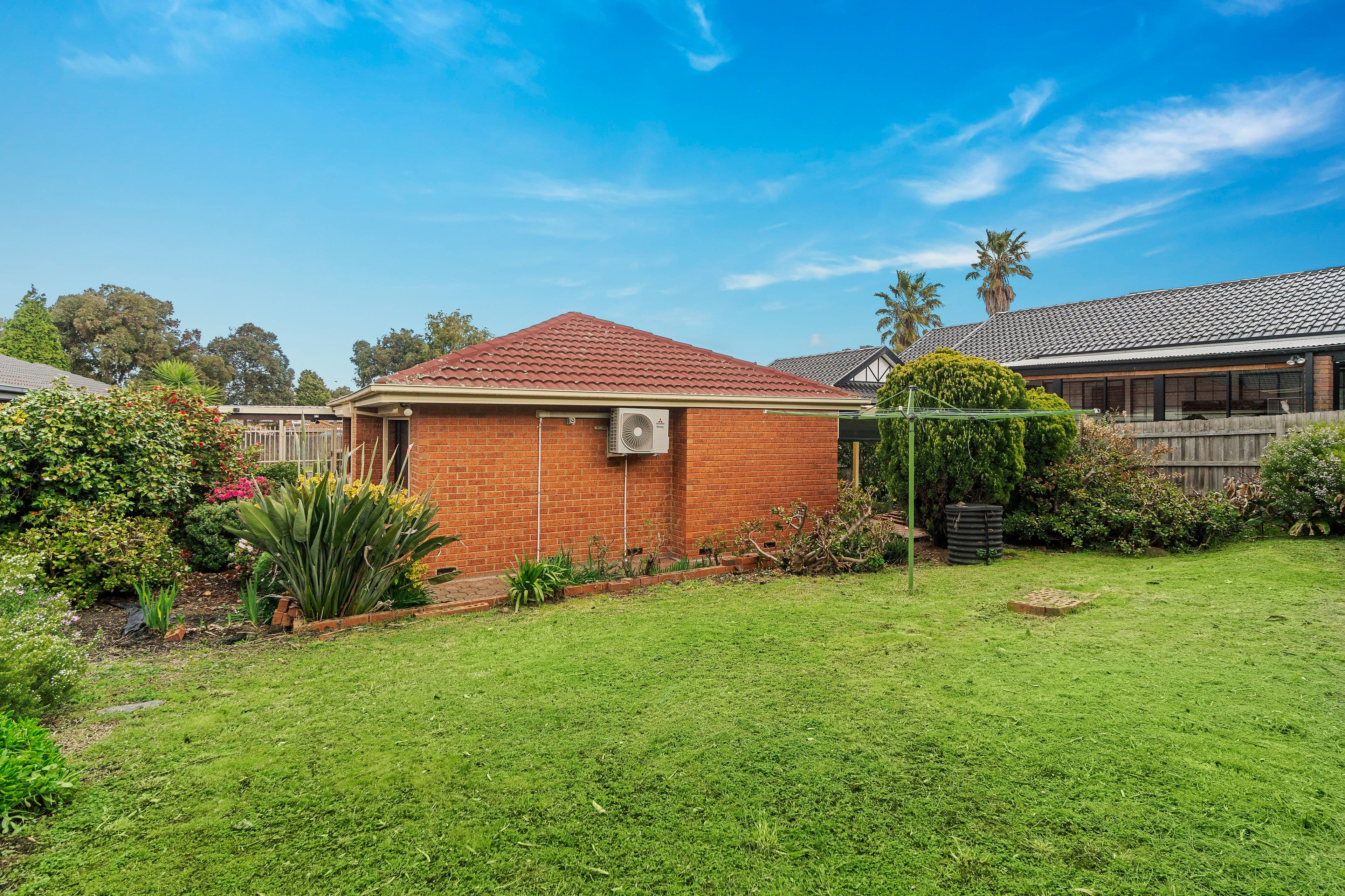 12 Golf Links Drive, Mill Park VIC 3082, Mill Park - Thumbnail 8