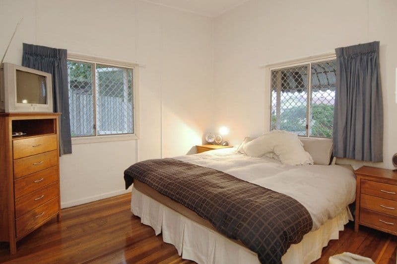 3 Walkers Drive, BALMORAL QLD 4171, Balmoral - Thumbnail 7