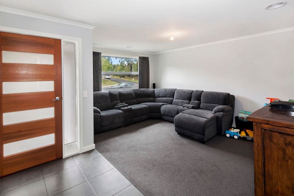 115 Ryan Street, Brown Hill VIC 3350, Brown Hill - Thumbnail 4