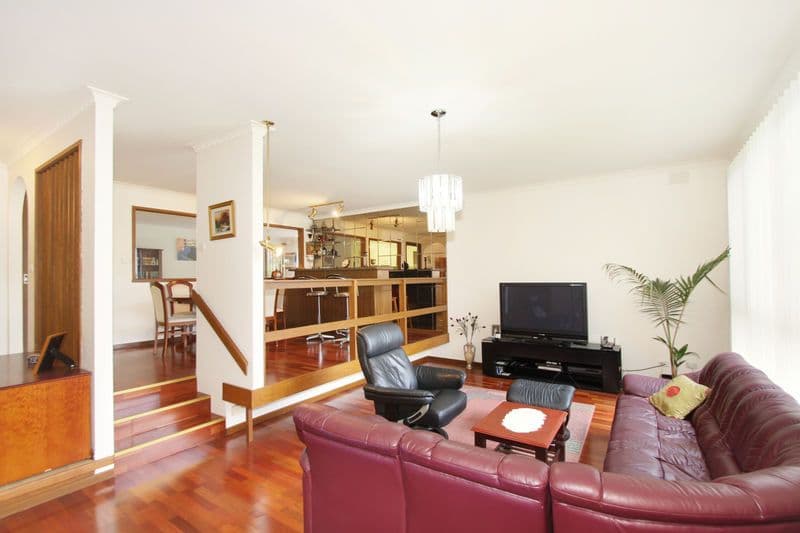 13 Grandview Grove, OAKLEIGH VIC 3166, Oakleigh - Thumbnail 2