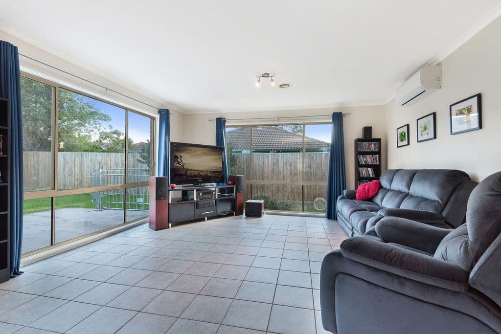 16 Narambi Close, Ferntree Gully VIC 3156, Ferntree Gully - Thumbnail 5