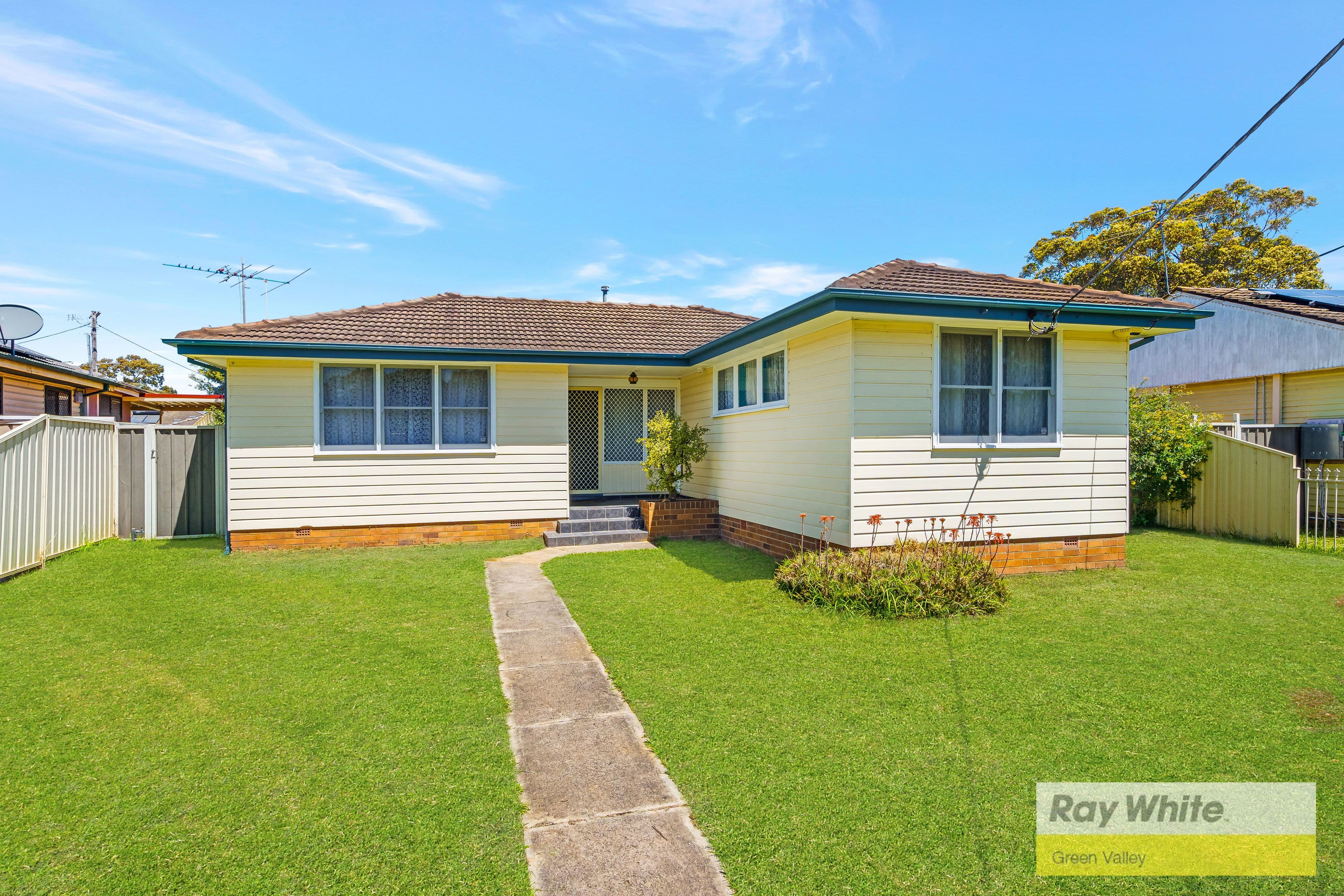 105 Willan Drive, Cartwright NSW 2168, Cartwright - Thumbnail 2