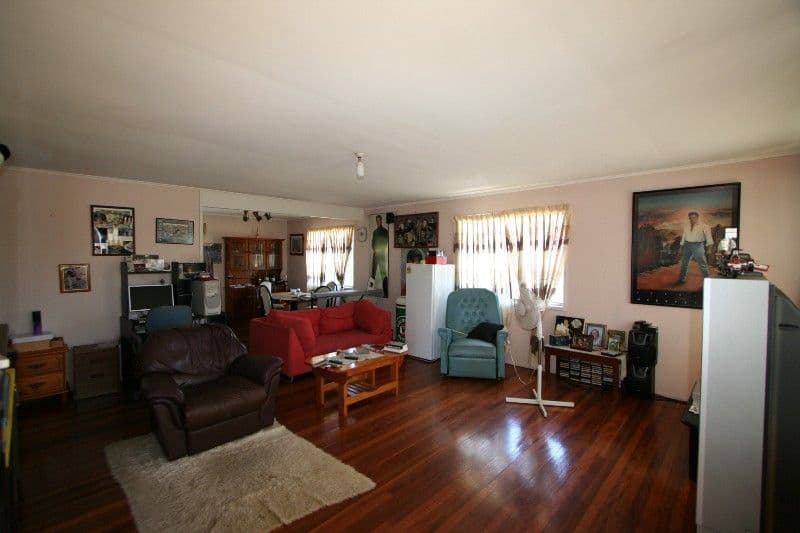 3  Balnave Street, WYNNUM WEST QLD 4178, Wynnum West - Thumbnail 2