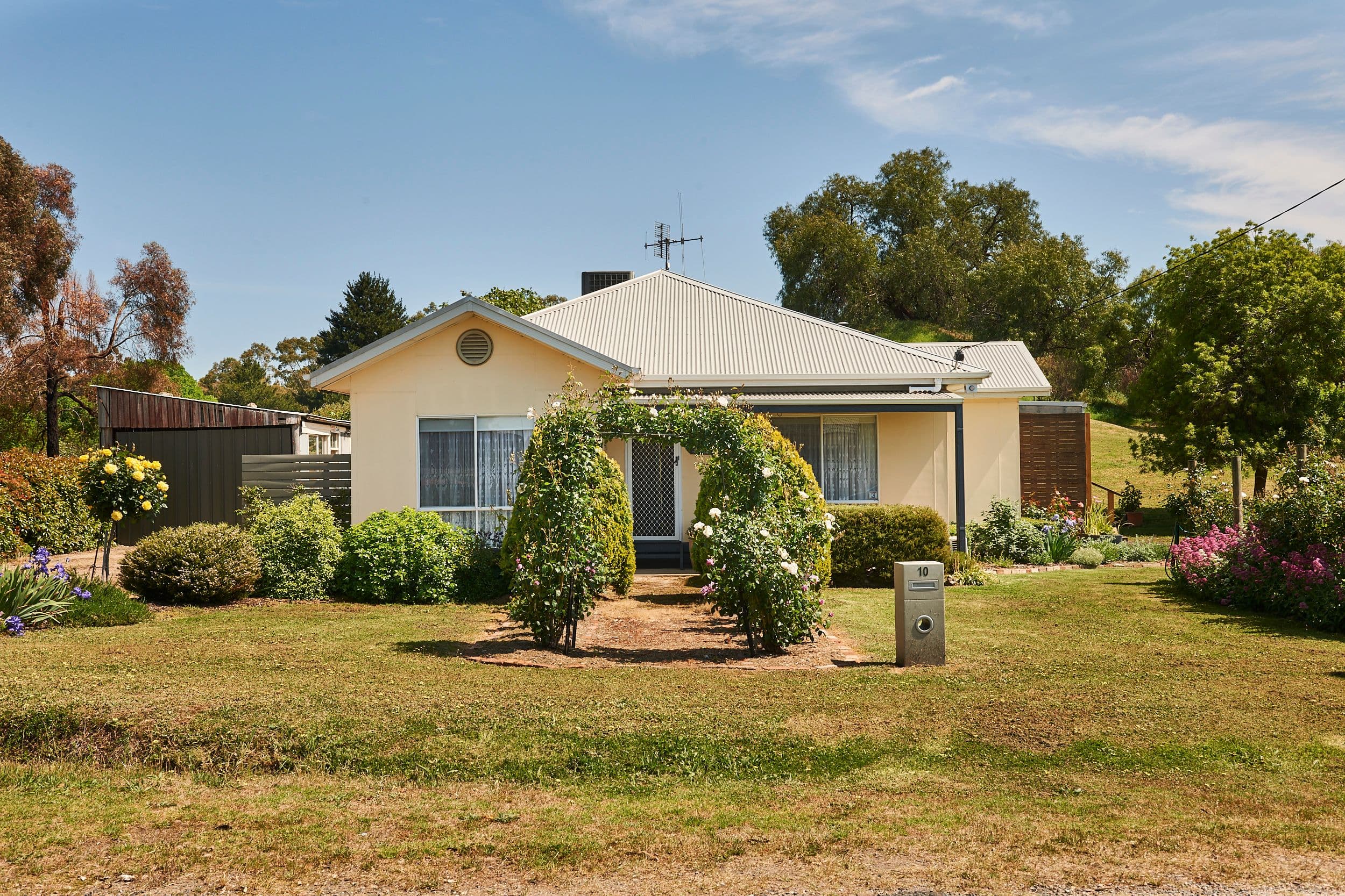 10 Pink Cliffs Road, Heathcote VIC 3523, Heathcote - Image 1