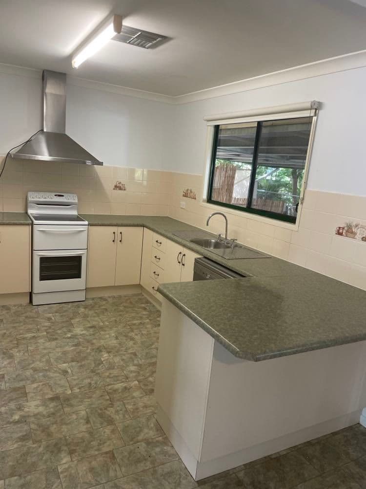12 Cowan Crescent, Emerald QLD 4720, Emerald - Thumbnail 8