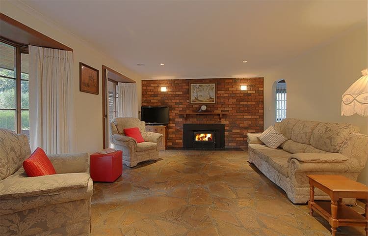 117 Meander Road, HURSTBRIDGE VIC 3099, Hurstbridge - Thumbnail 2