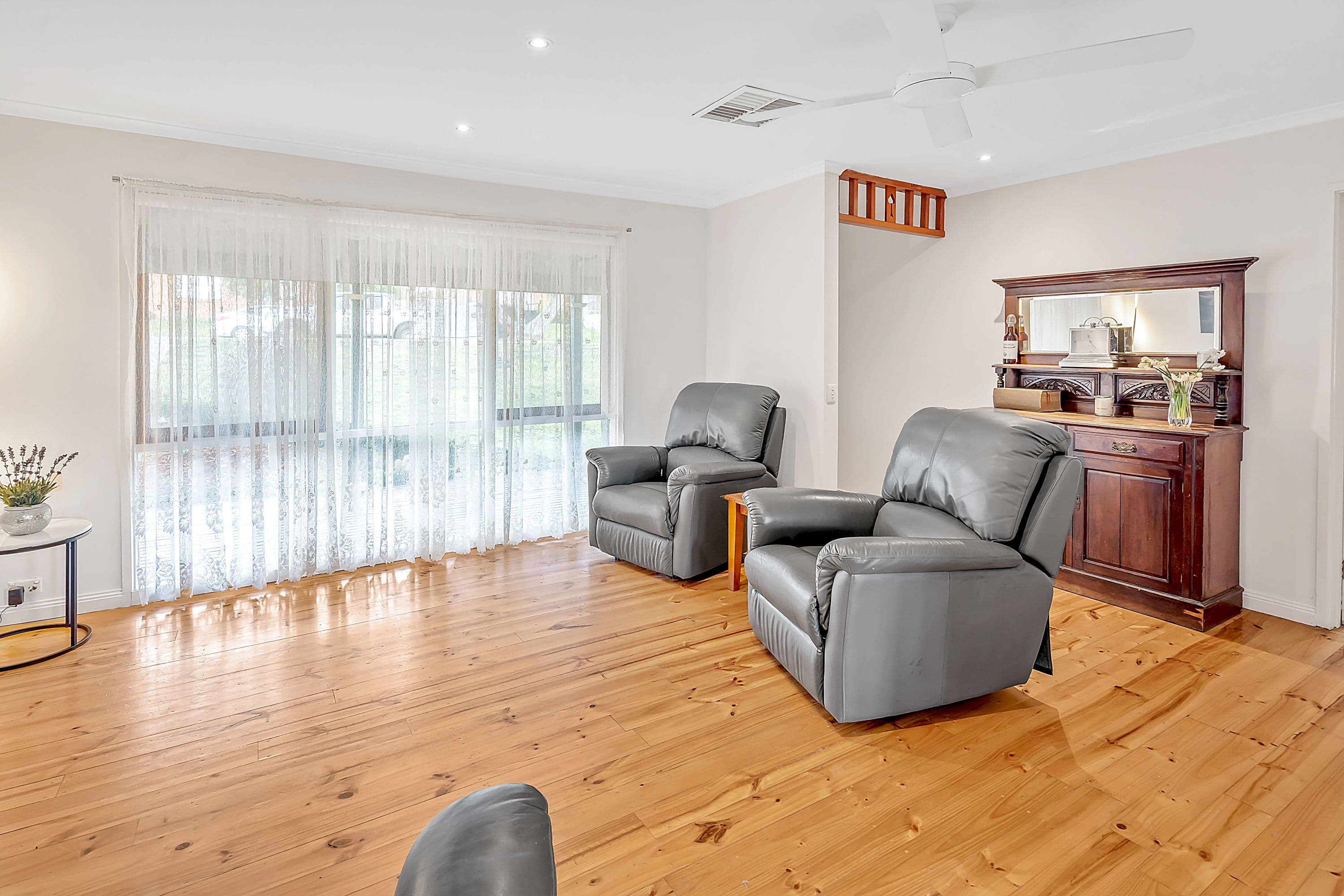 26 Axminster Drive, Craigieburn VIC 3064, Craigieburn - Thumbnail 7
