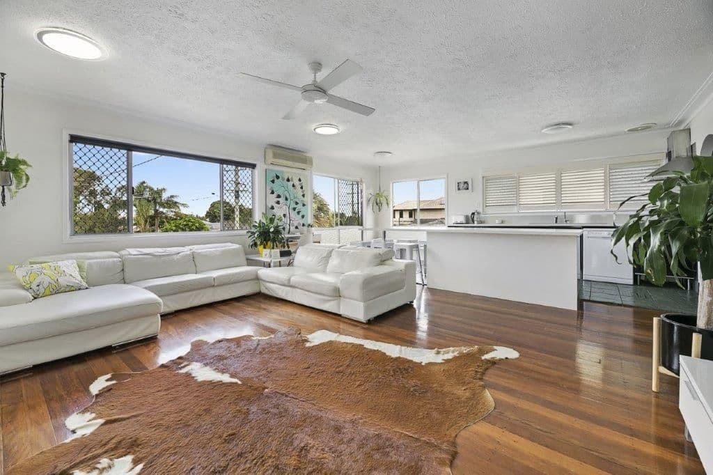 41 Bardon Avenue, Miami QLD 4220, Miami - Thumbnail 2