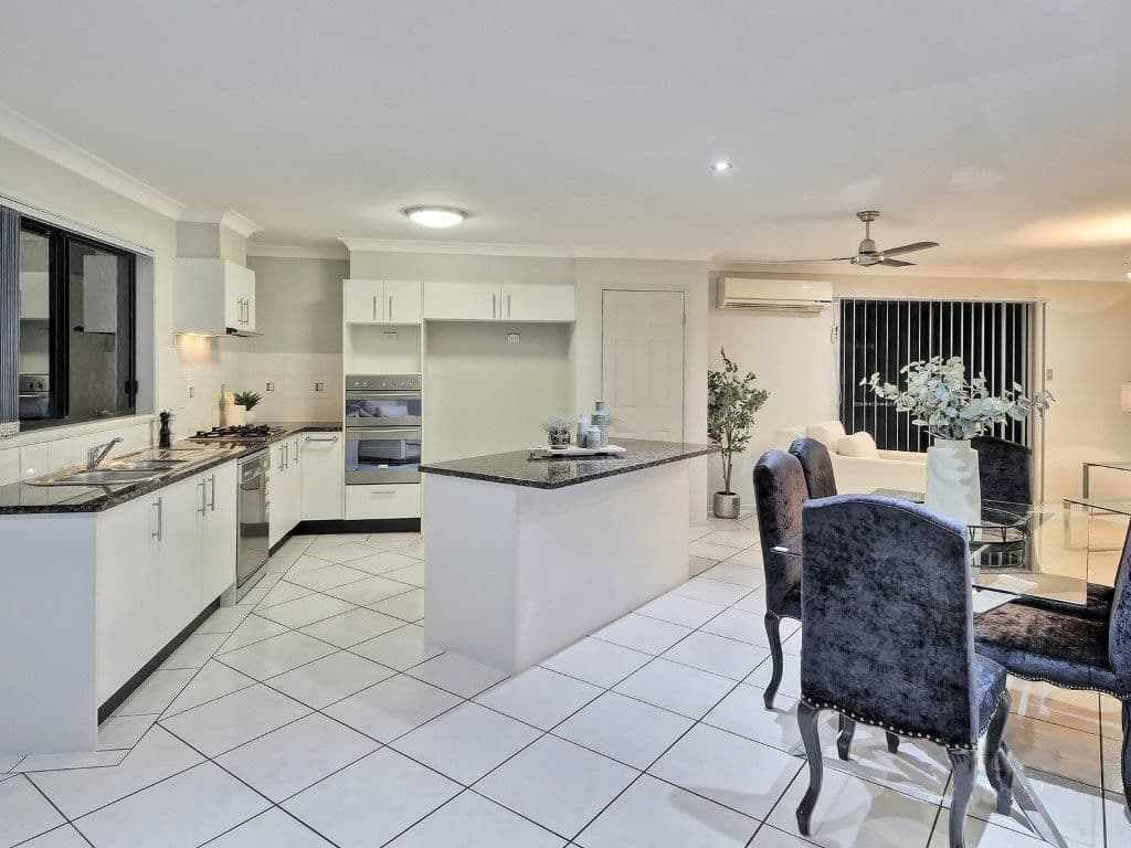 33 Avonlea Place, Eight Mile Plains QLD 4113, Eight Mile Plains - Thumbnail 4