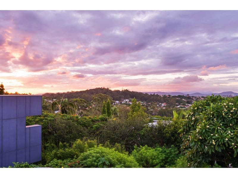 18 Kneale Street, Holland Park West QLD 4121, Holland Park West - Thumbnail 5
