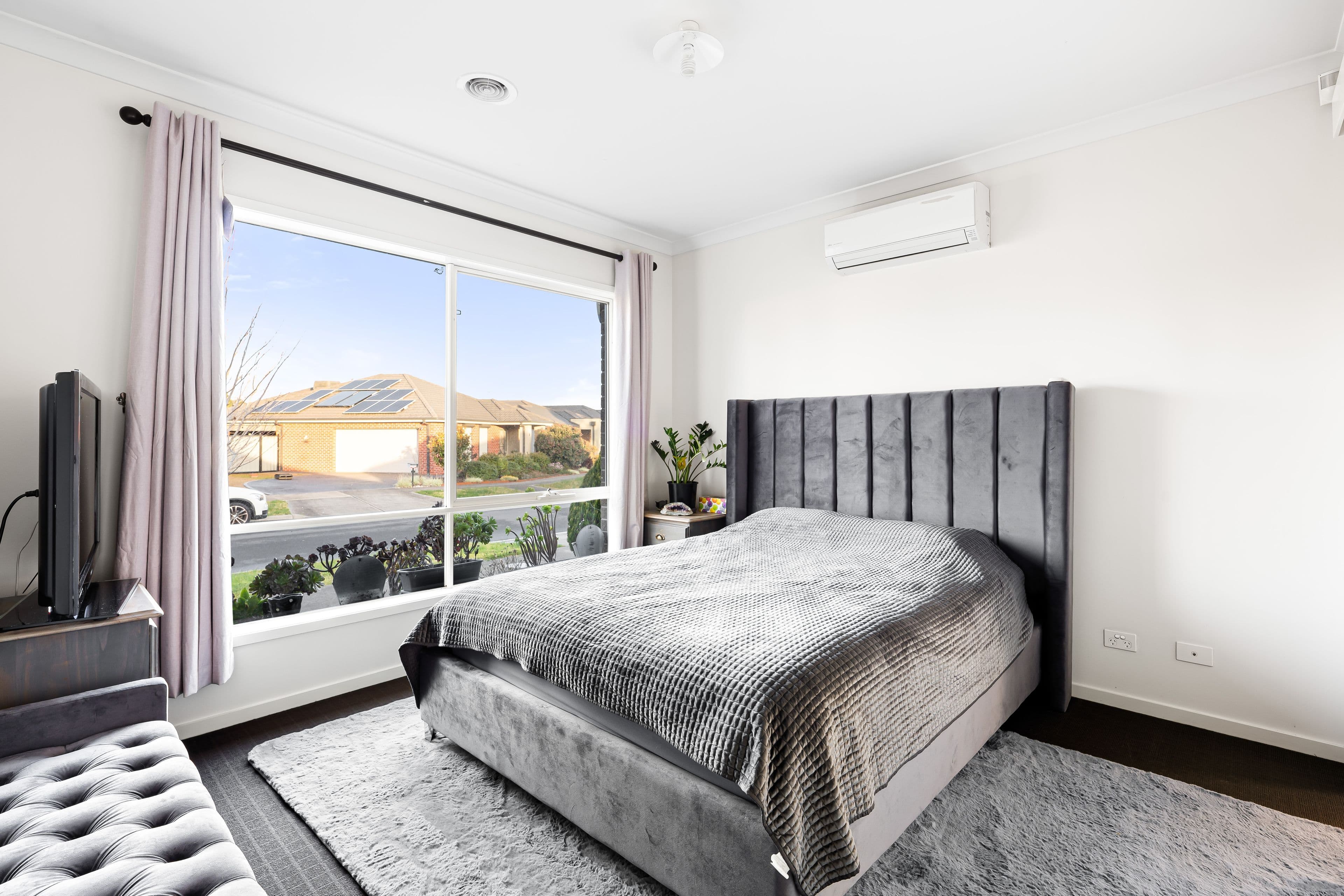 9 Lockhart Street, Mernda VIC 3754, Mernda - Thumbnail 2