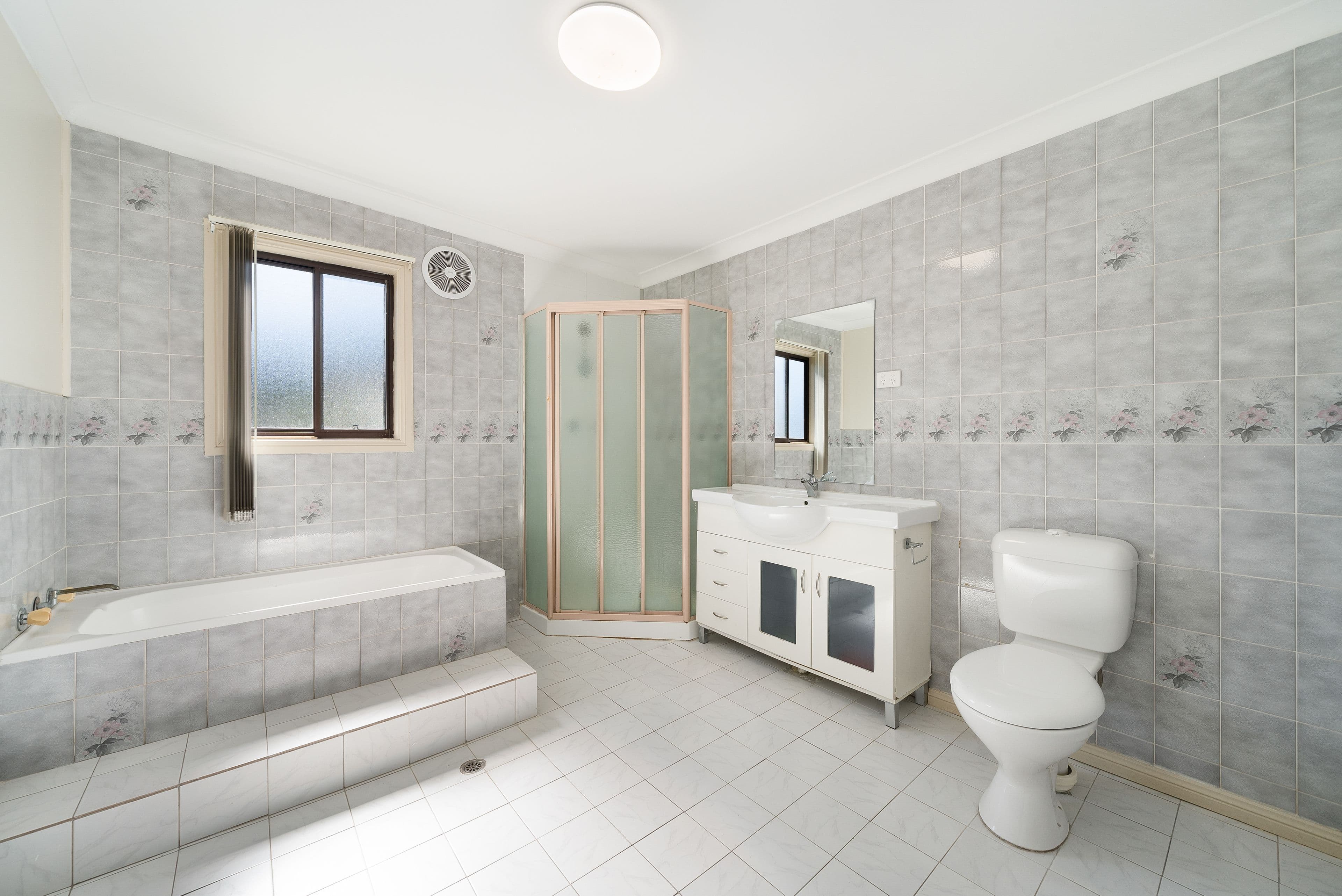6 Onyx Close, Bossley Park NSW 2176, Bossley Park - Thumbnail 6